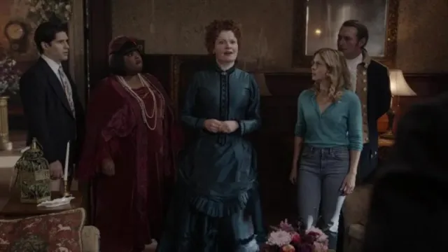 Кадры из сериала Призраки (2021)
